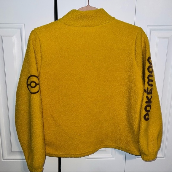 Pokémon Pikachu Fleece Pullover Youth - Picture 5 of 5